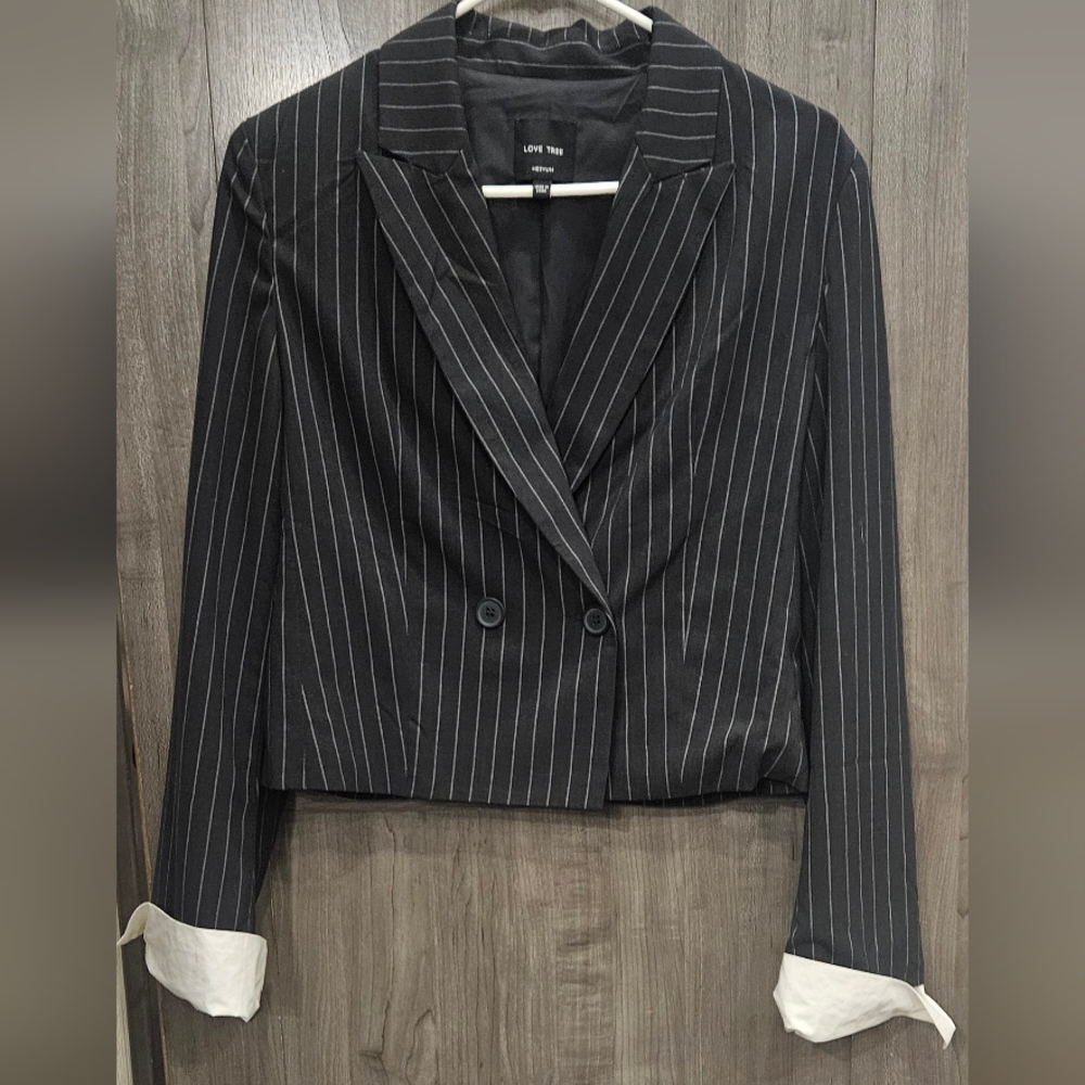 Pin‎ Striped Blazer With White Cuffs By Love Tree